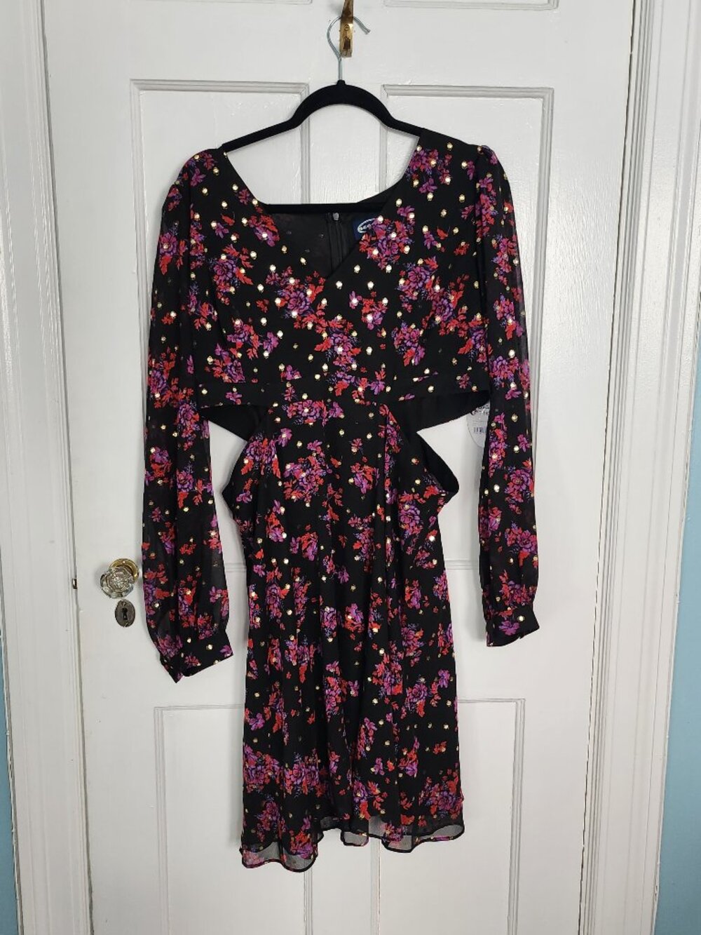 Scoop Floral Cutout Detail Knee Length Long Sleeve Dress